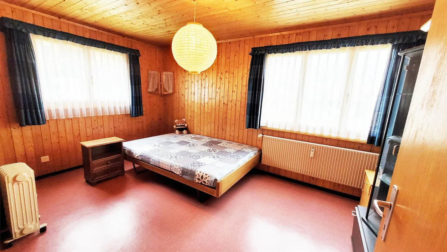 Maison trifamiliale avec grand espace extérieur à Sedrun - Photo 18 sur 27