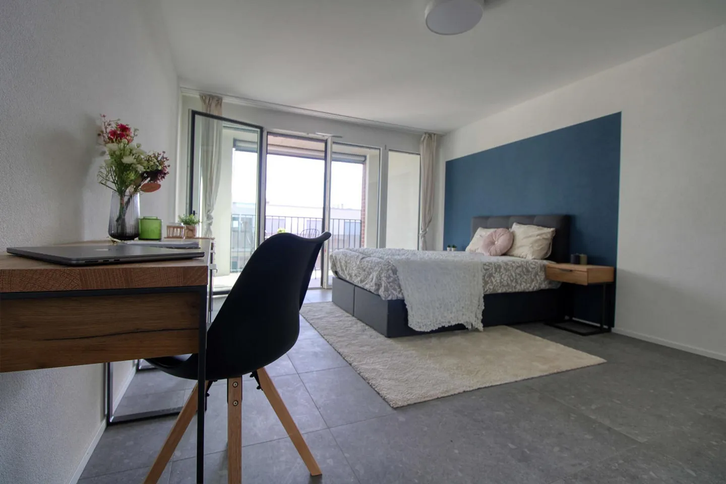 Spacious Coliving Apartment in Crissier with private Balcony - Foto 2 von 20