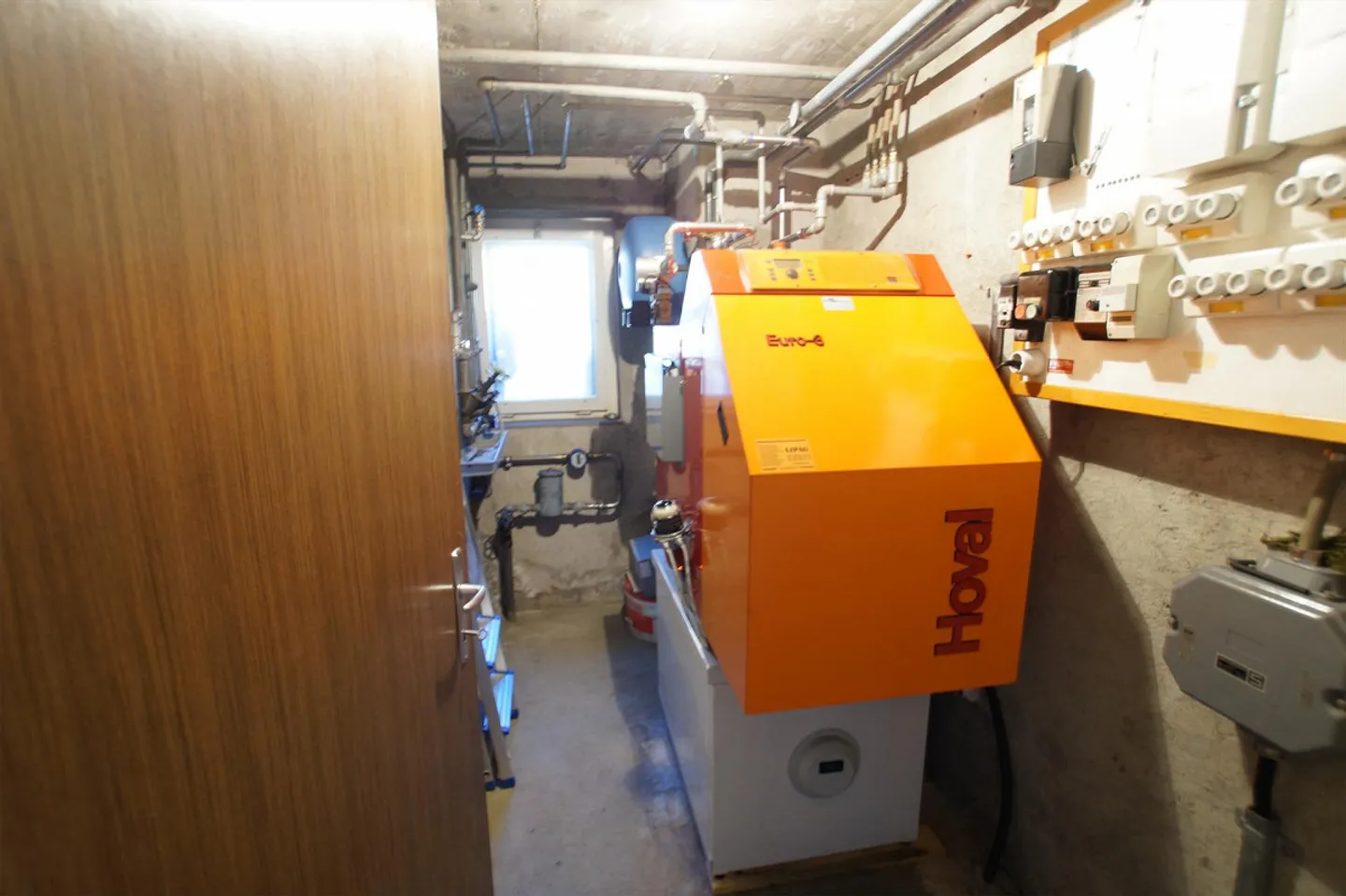 Maison trifamiliale avec grand espace extérieur à Sedrun - Photo 27 sur 27