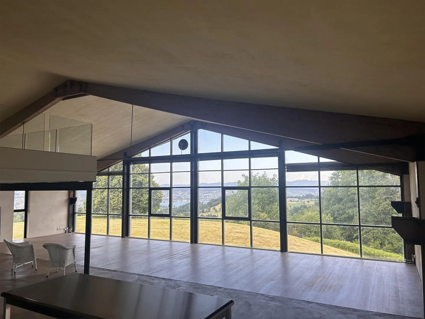 UNA CAMERA CON VISTA - Foto 1 di 14