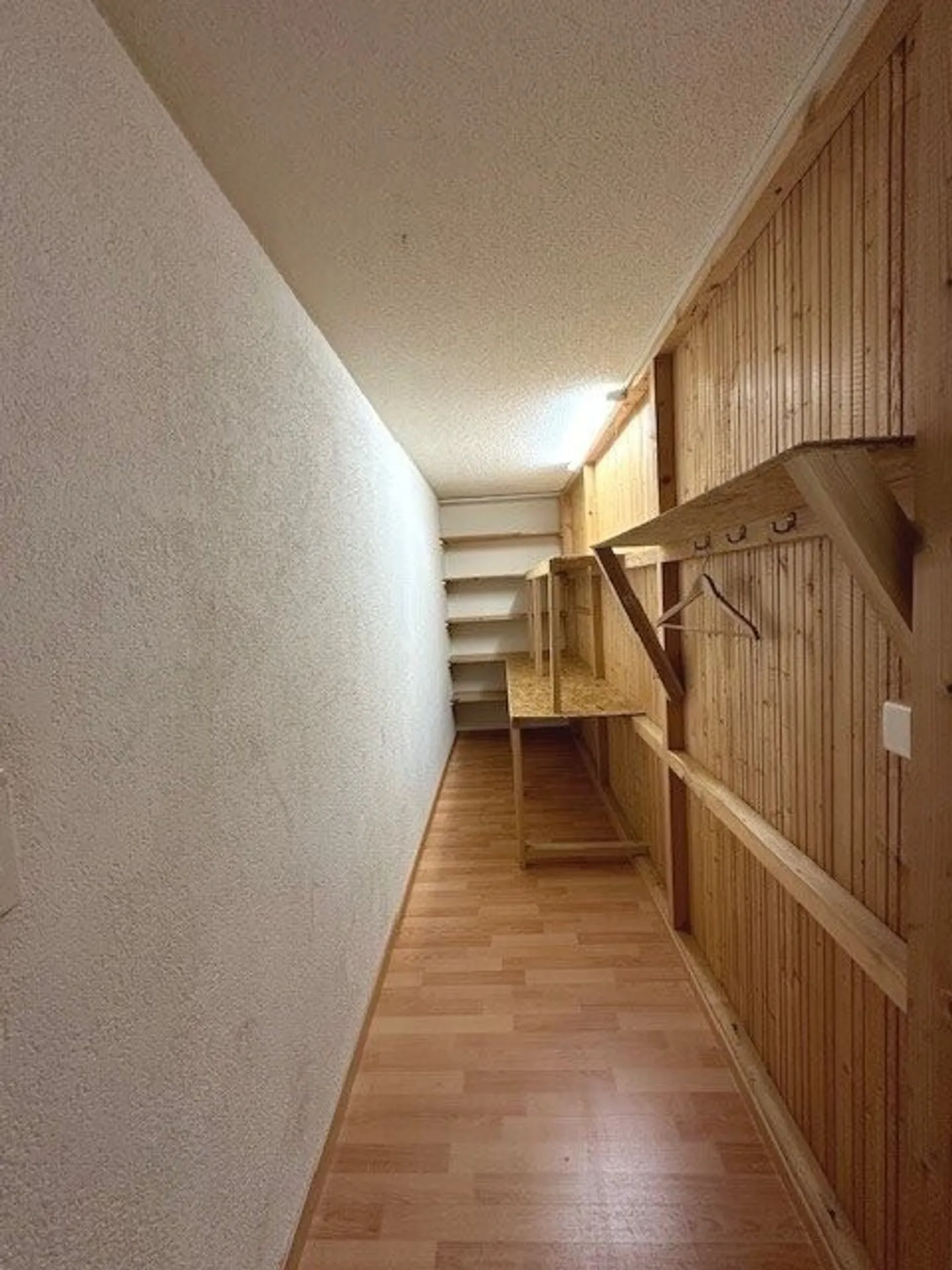 grosszügiger Bastelraum nahe Stadtzentrum - Foto 3 von 5