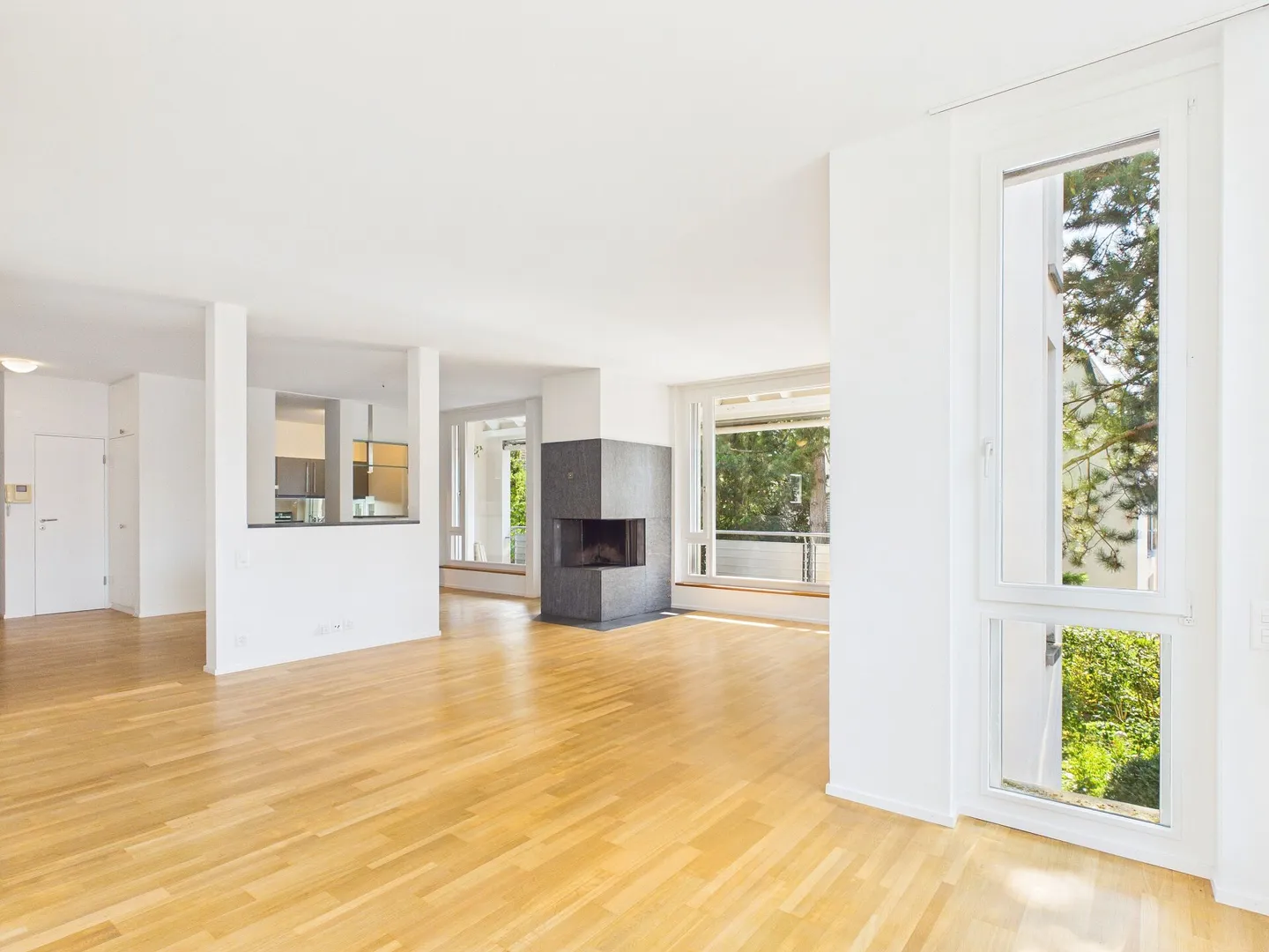 Stilvolles Apartment mit Garten - Foto 1 von 17