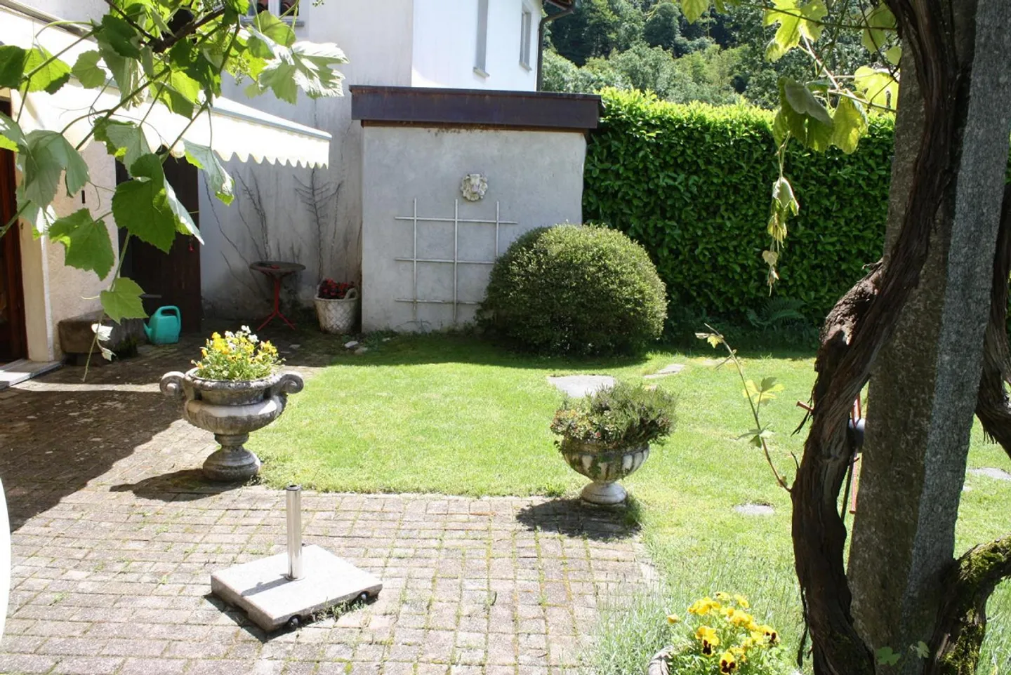 4 1/2-Room Ticino House with Beautiful Garden - Photo 28 of 40