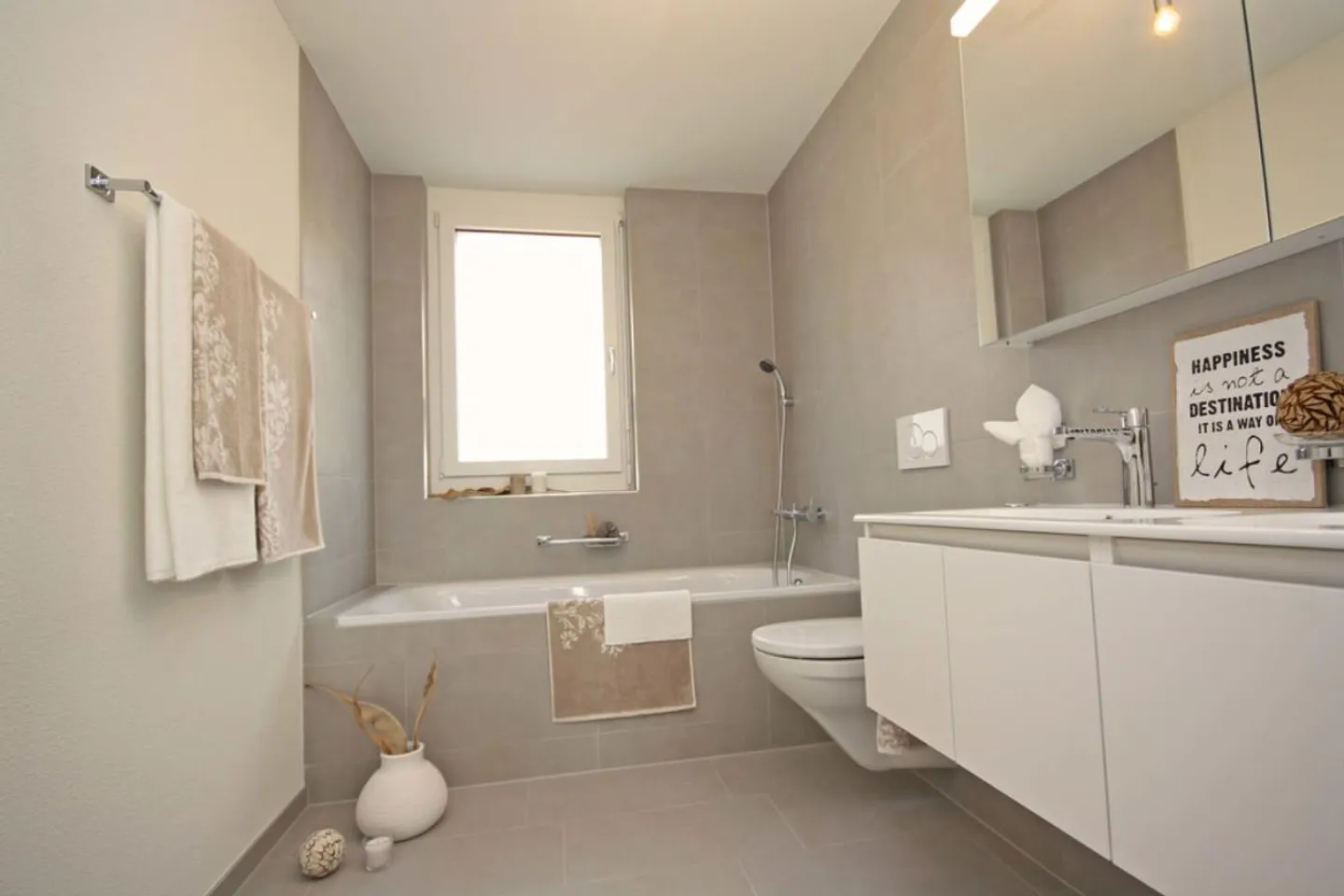 Central - Comme Neuf - Moderne ! - Photo 5 sur 6
