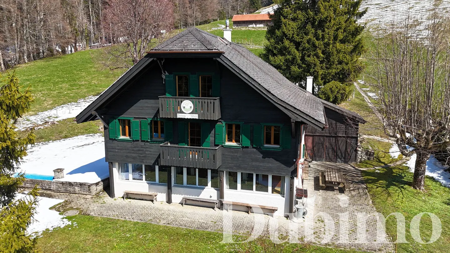 11-ZIMMER CHALET AN DER RIVIERA - Foto 2 von 13