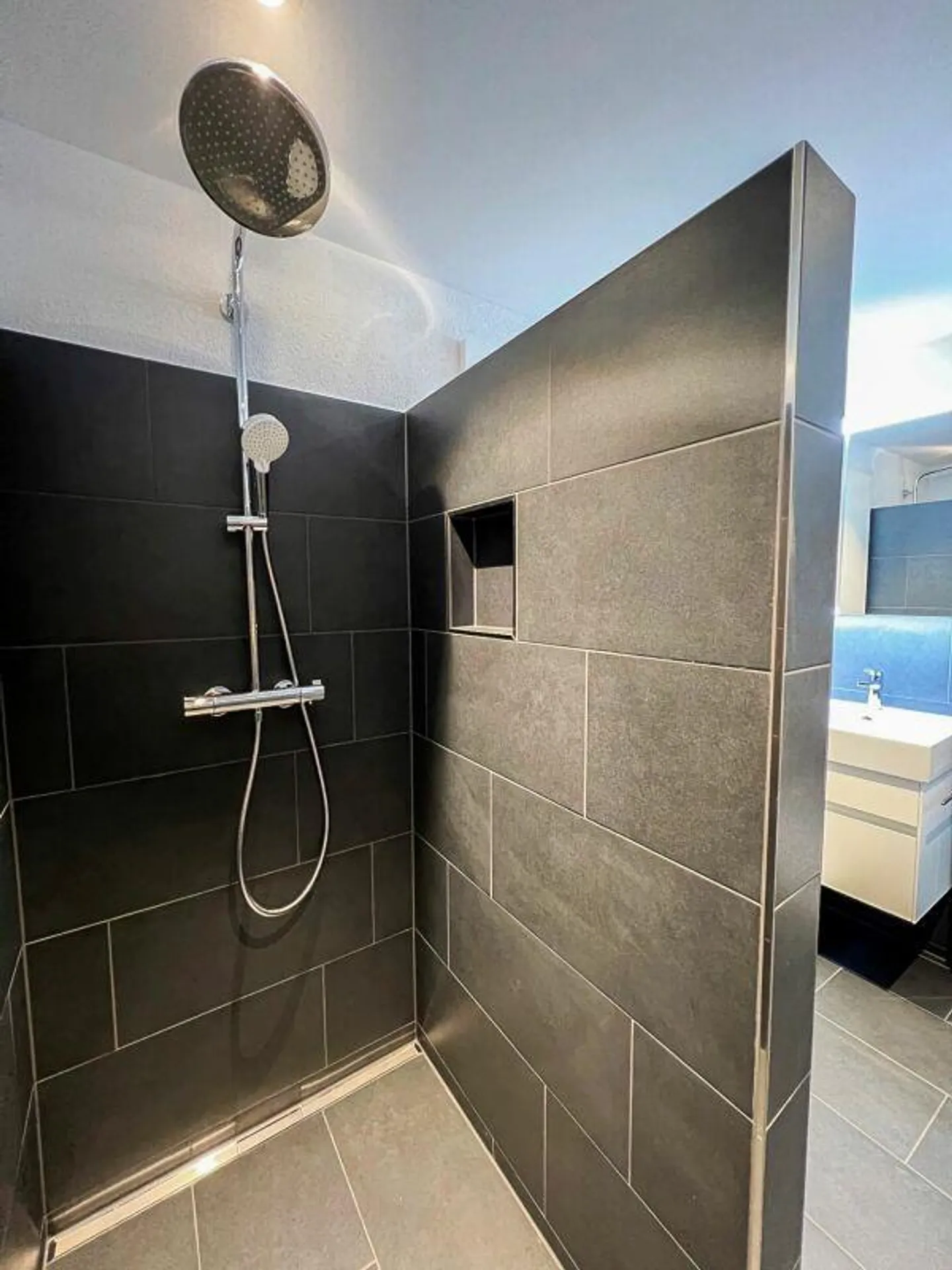 Modern and practical studio apartment in the charming 'Städtli' in Sar... - Photo 6 of 8