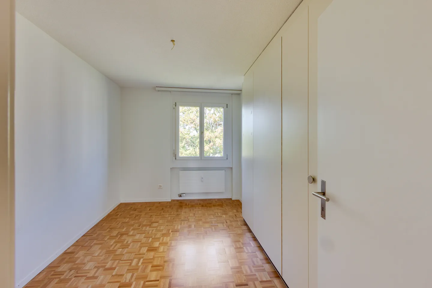 Appartamento spazioso con balcone - Foto 4 di 11