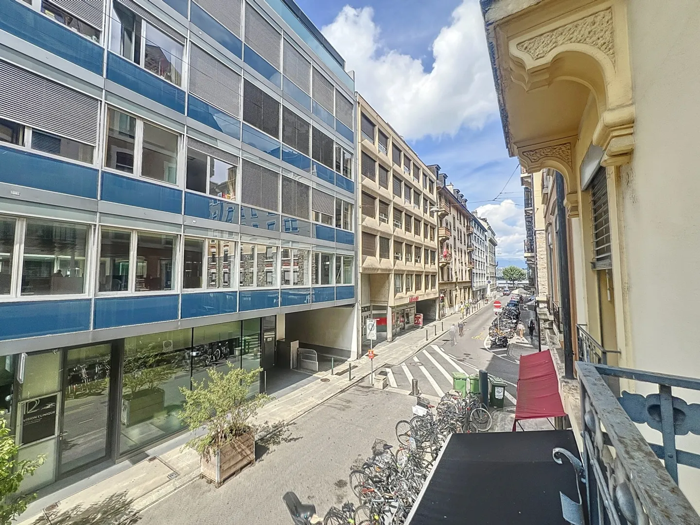 Wunderschöne möblierte Wohnung im Herzen von Eaux-Vives, nahe dem See! - Foto 4 von 7