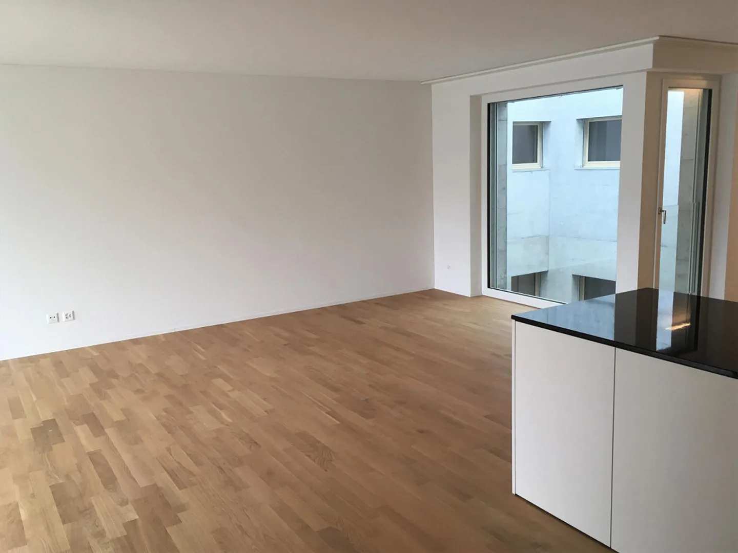 Grand appartement de 3,5 pièces 97m² - Au centre et près de la gare - Photo 2 sur 17