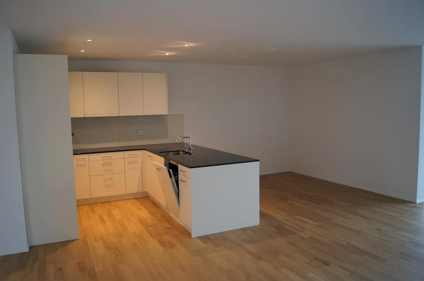 Grand appartement de 3,5 pièces 97m² - Au centre et près de la gare - Photo 4 sur 17