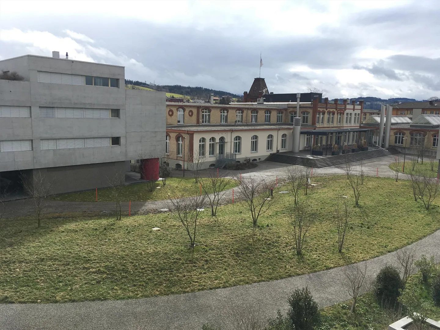 Grand appartement de 3,5 pièces 97m² - Au centre et près de la gare - Photo 10 sur 17