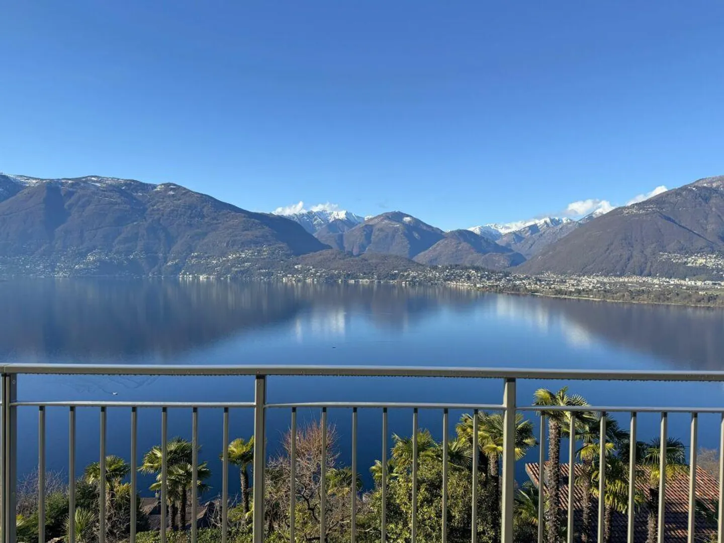 Casa vacanze moderna con vista spettacolare - Foto 3 di 12