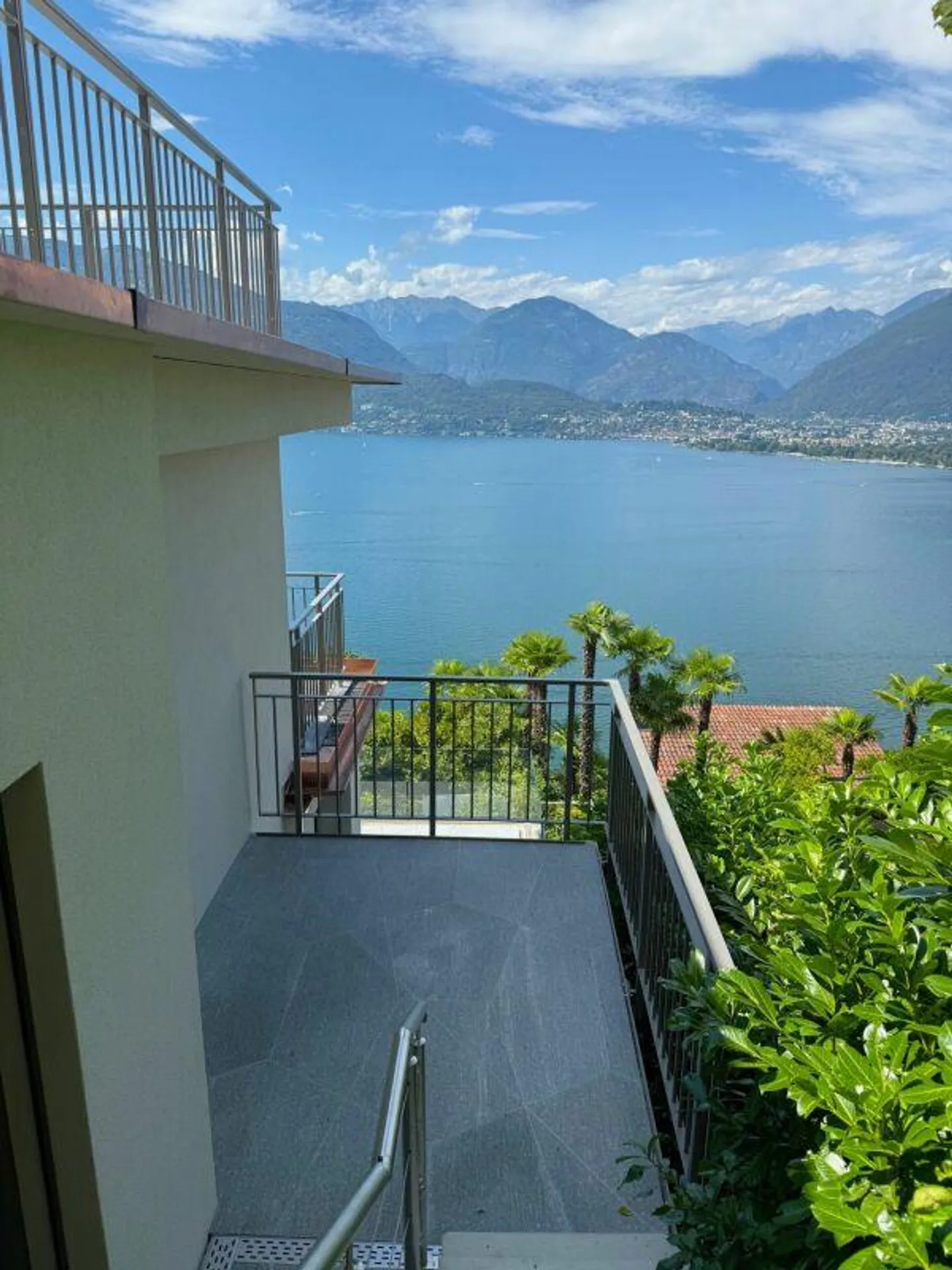 Casa vacanze moderna con vista spettacolare - Foto 5 di 12