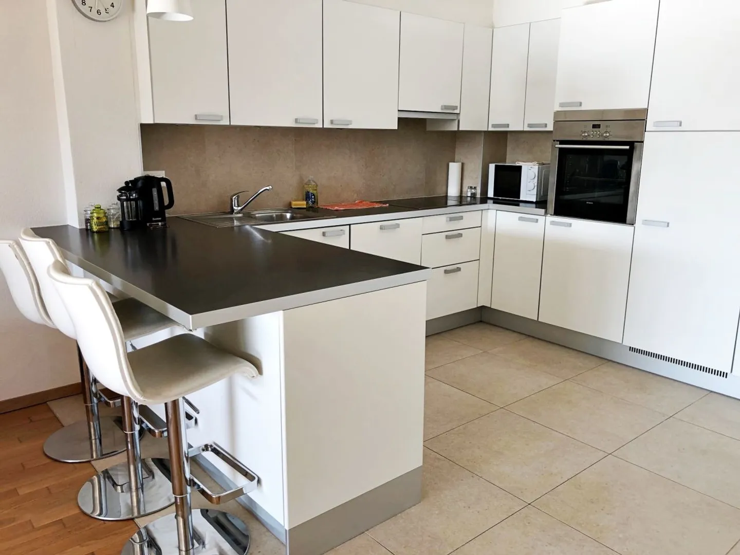 Beautiful furnished 3.5-room apartment in the city center of Montreux - Photo 6 of 13