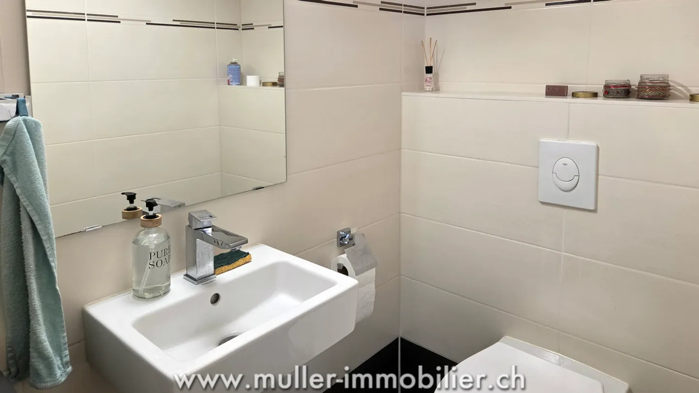 Stunning Villa with 3 Apartments - Photo 8 of 13