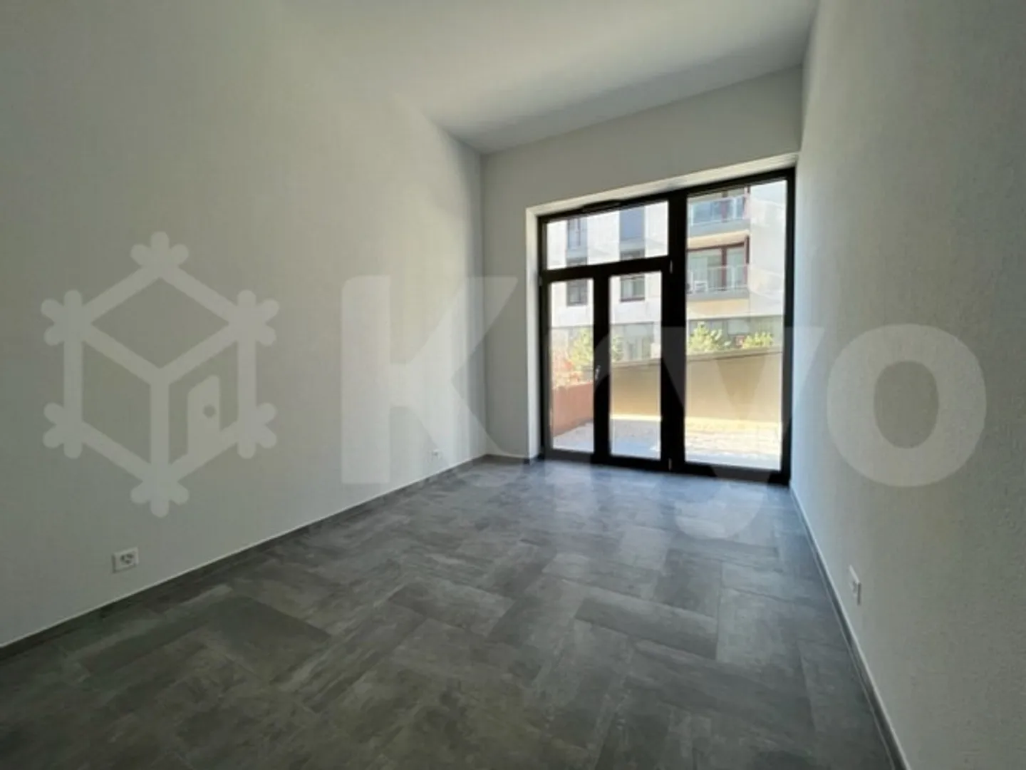 BEL APPARTEMENT DE 3.5 PIECES DE 92 M2 AVEC TERRASSE - Photo 5 sur 8