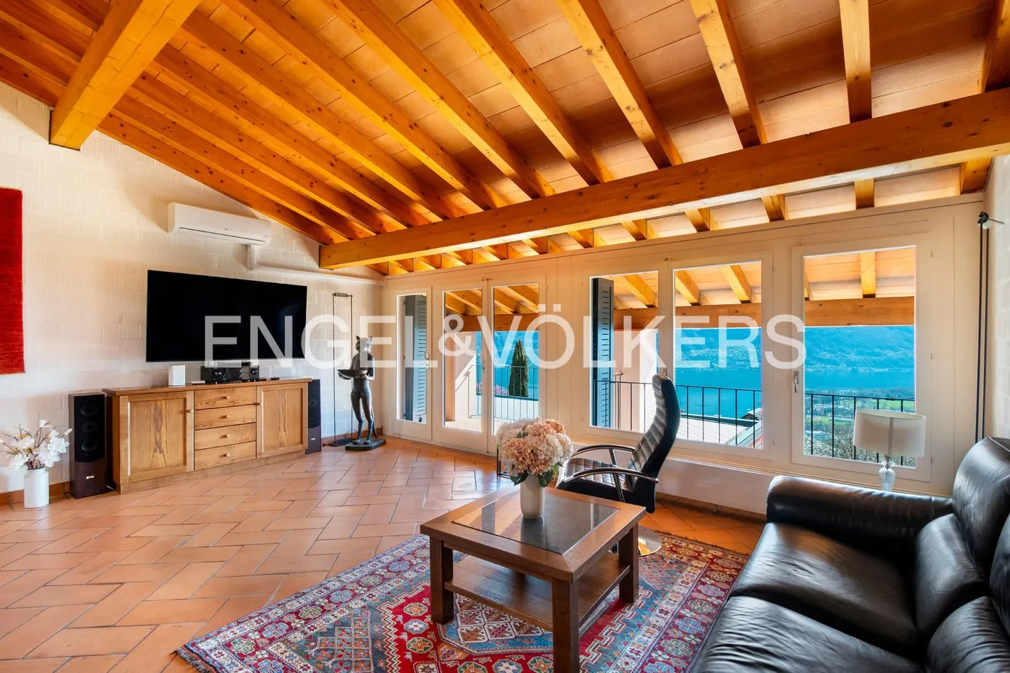 Maison de ville fascinante avec 3,5 pièces et vue unique sur le lac (21) - Photo 1 sur 11