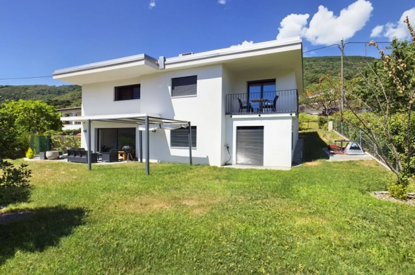 Belle maison bifamiliale avec grand jardin - Également comme résidence secondaire - Photo 1 sur 13