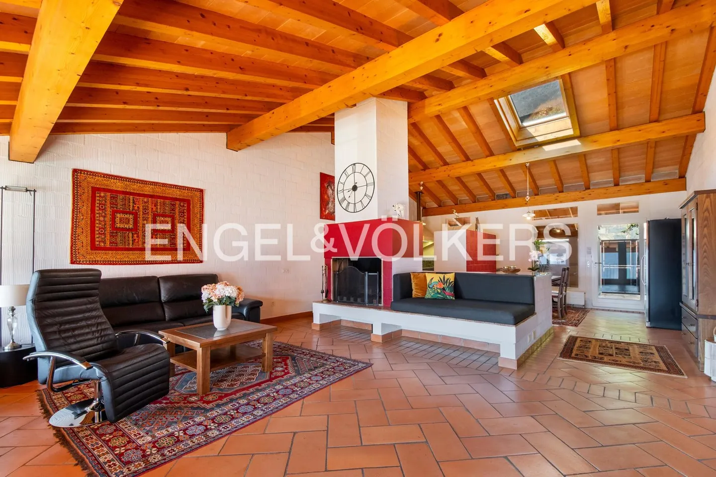 Maison de ville fascinante avec 3,5 pièces et vue unique sur le lac (21) - Photo 3 sur 11