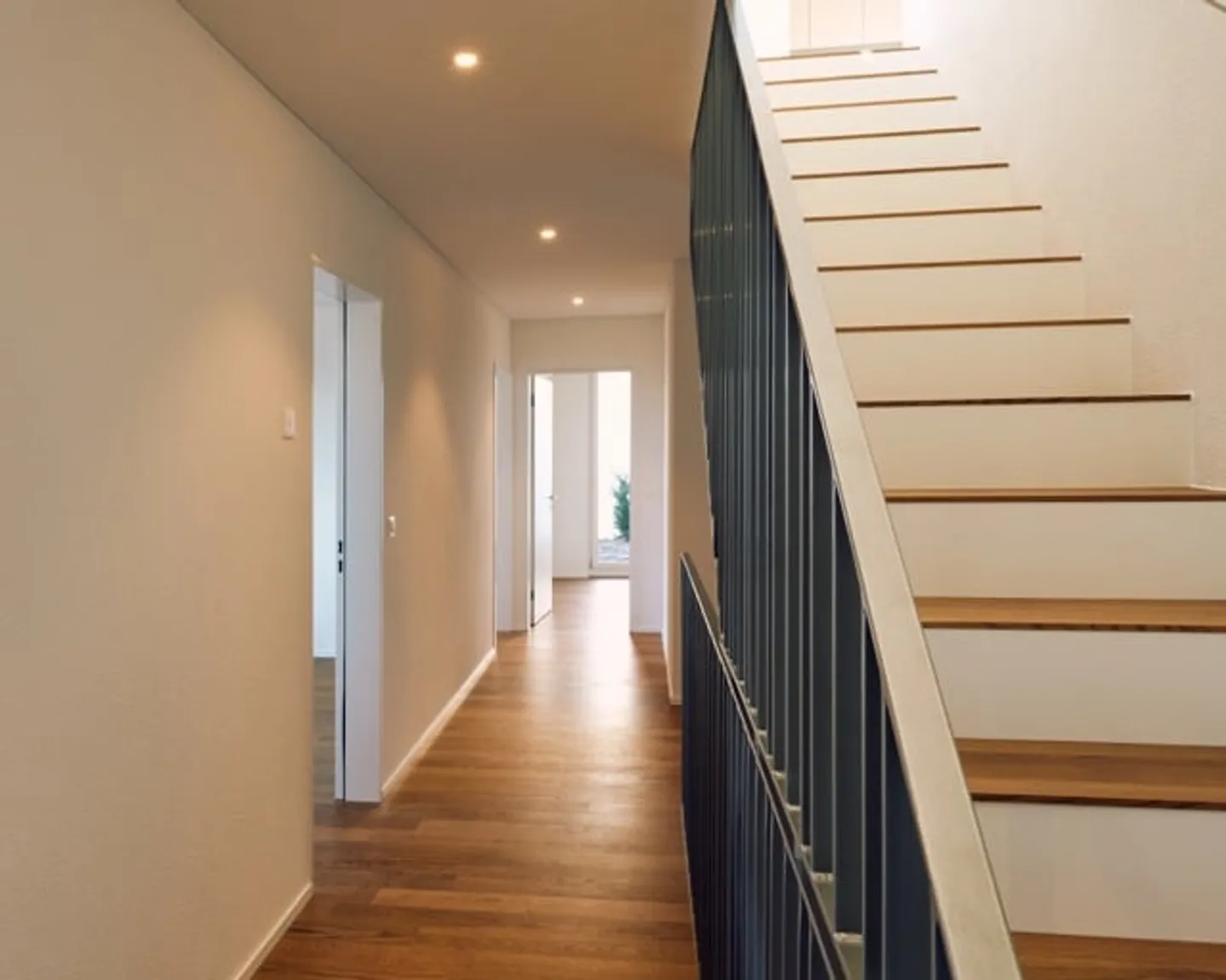 Erstbezug - freistehendes 6-Zi.-Einfamilienhaus mit Weitsicht - Foto 12 von 16