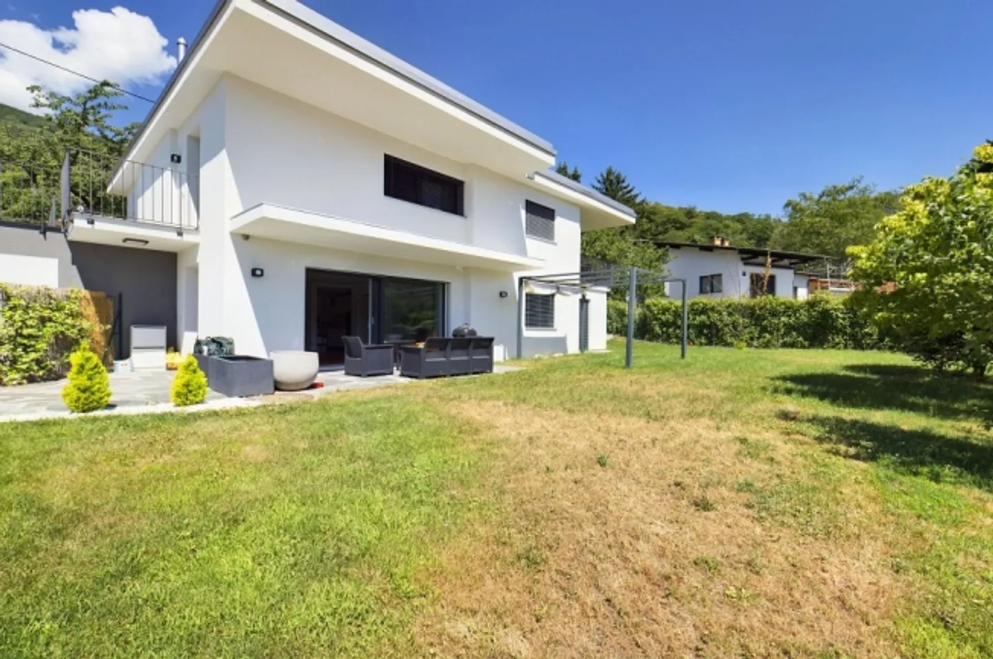 Belle maison bifamiliale avec grand jardin - Également comme résidence secondaire - Photo 4 sur 13