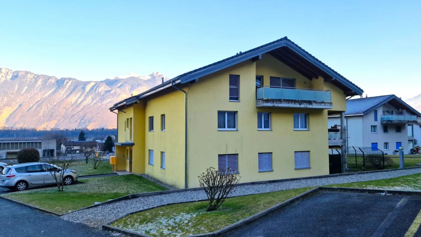 CON FASCINO E COMFORT MODERNO - Foto 1 di 12