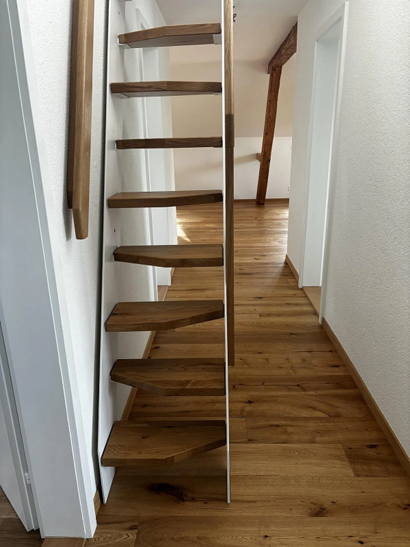 3.5-Zimmer-Wohnung mit Seesicht - Foto 2 von 10