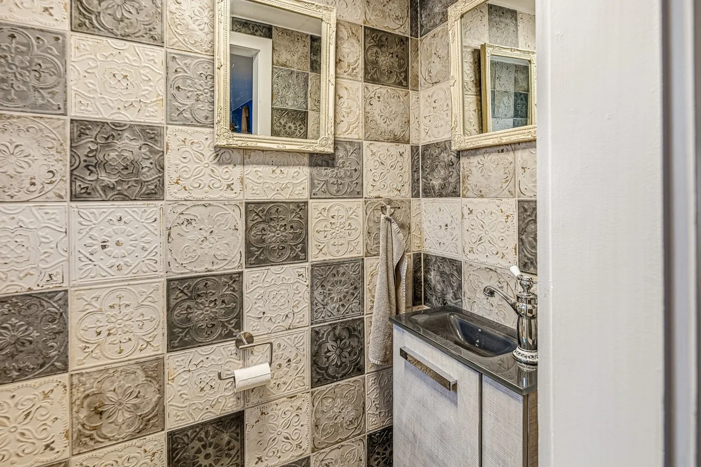 Charmantes renoviertes Doppelhaus - Foto 7 von 13