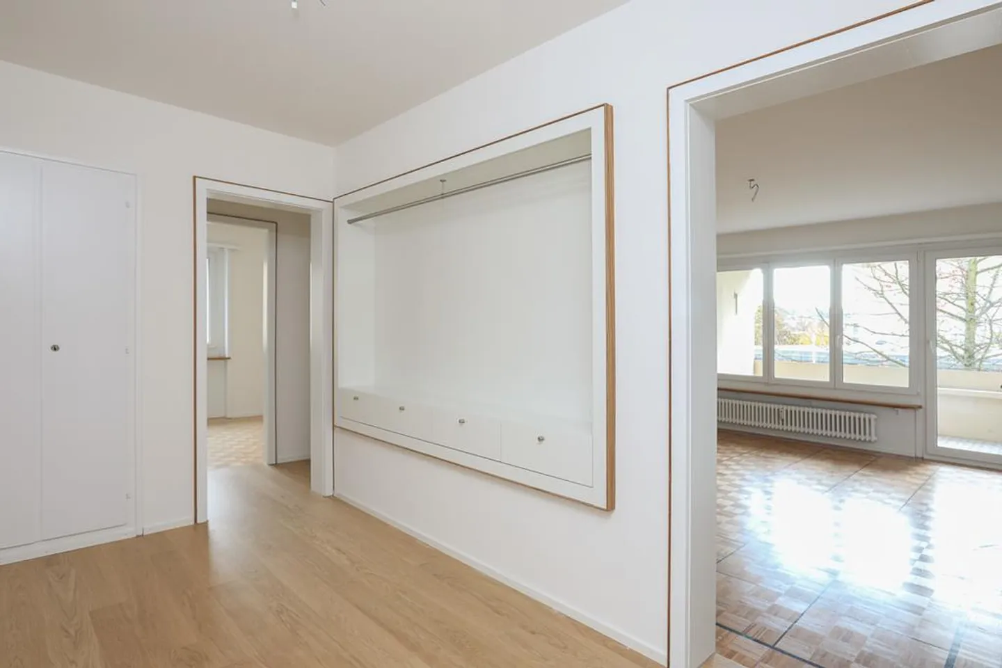 4-room apartment in the heart of Binningen - Photo 2 of 10