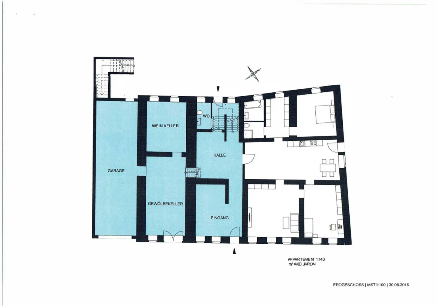 House with 21 rooms - Photo 3 of 6