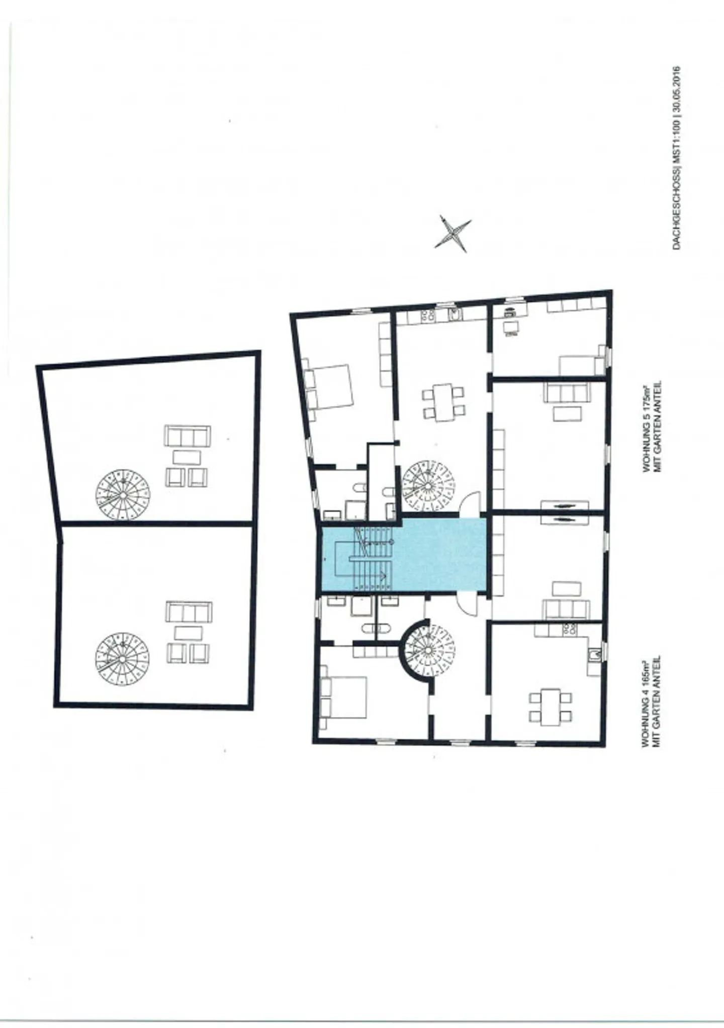 House with 21 rooms - Photo 5 of 6