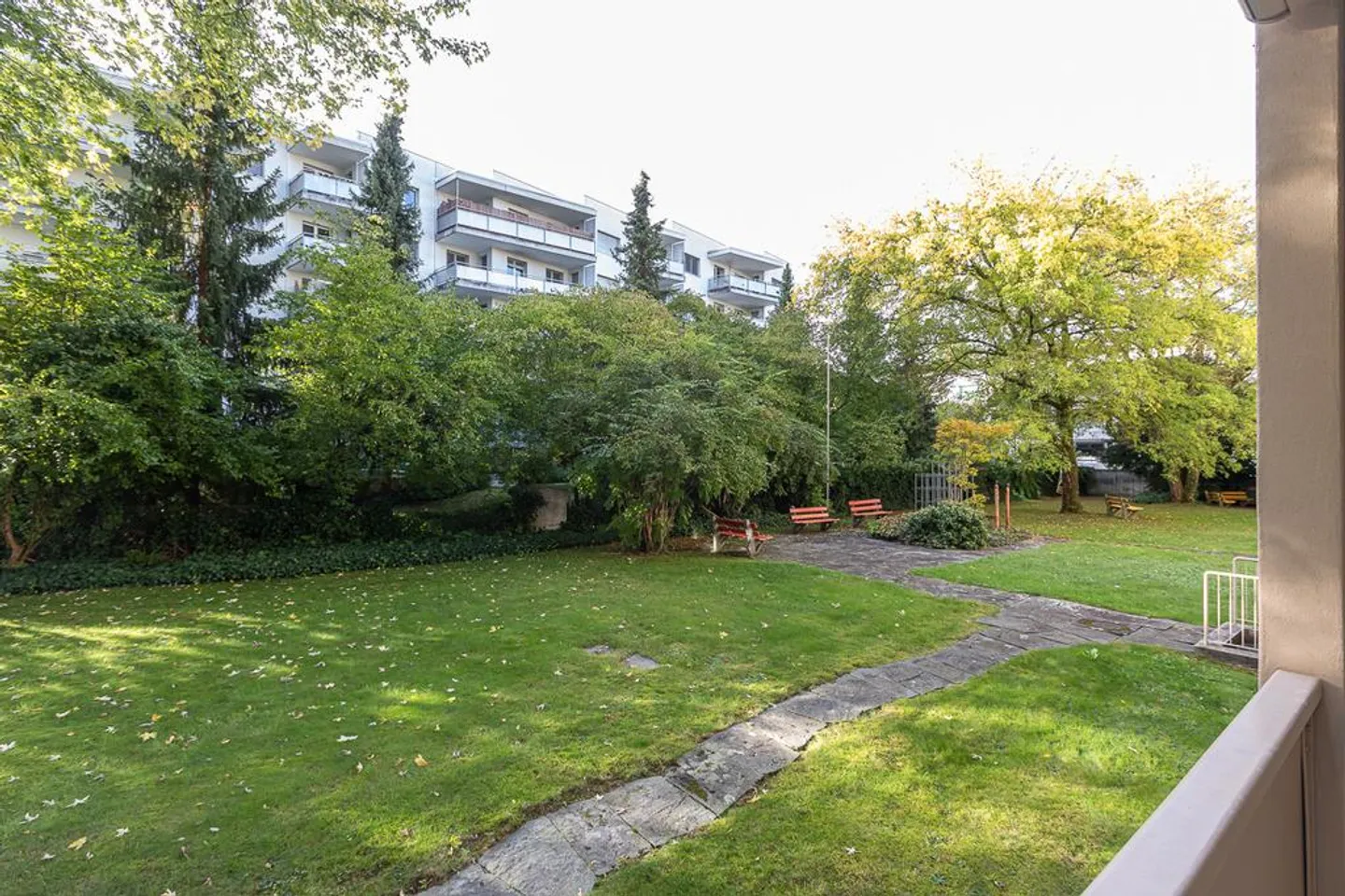 4-room apartment in the heart of Binningen - Photo 10 of 10