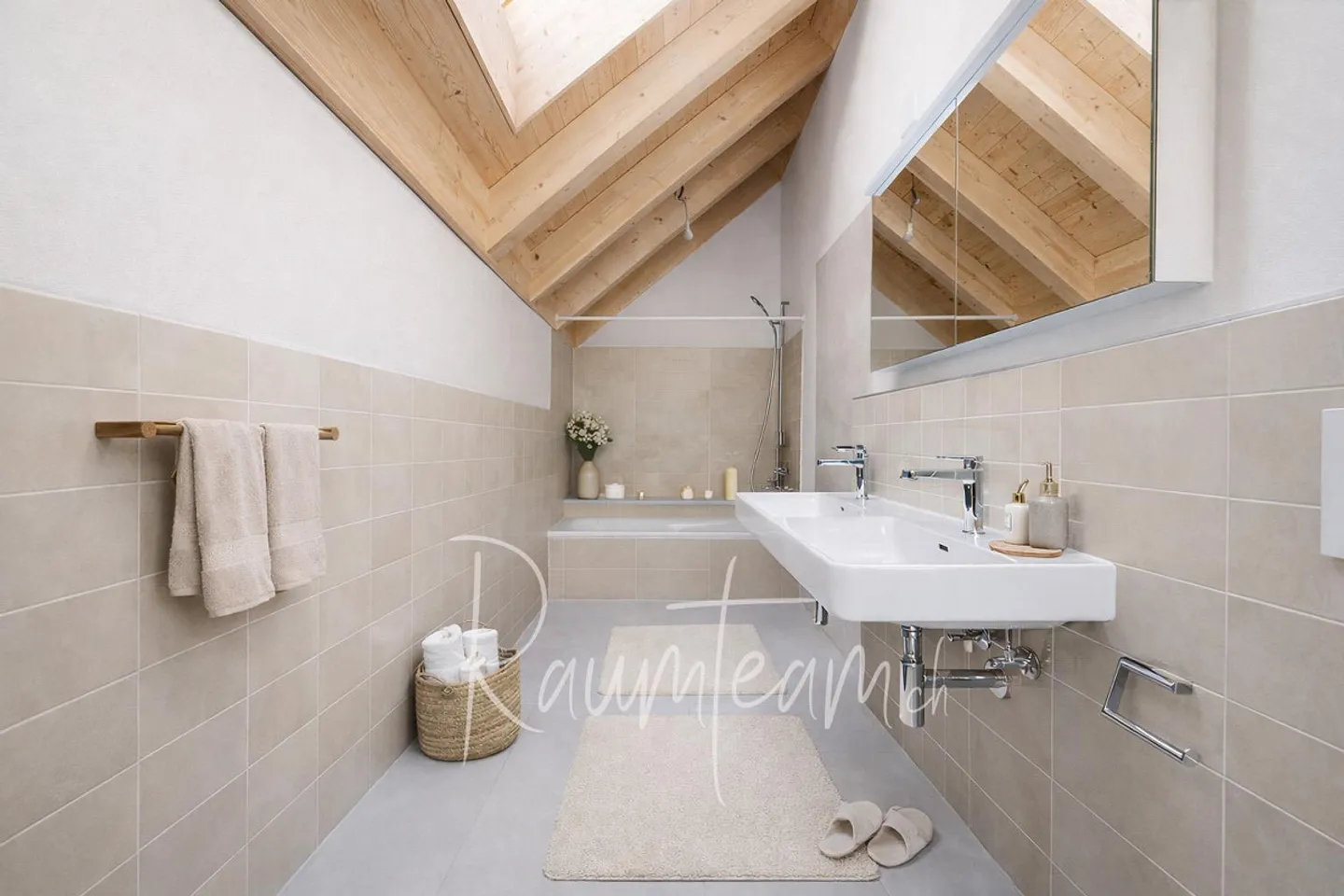 First occupancy: Charming single-family home in chalet style - Photo 4 of 9