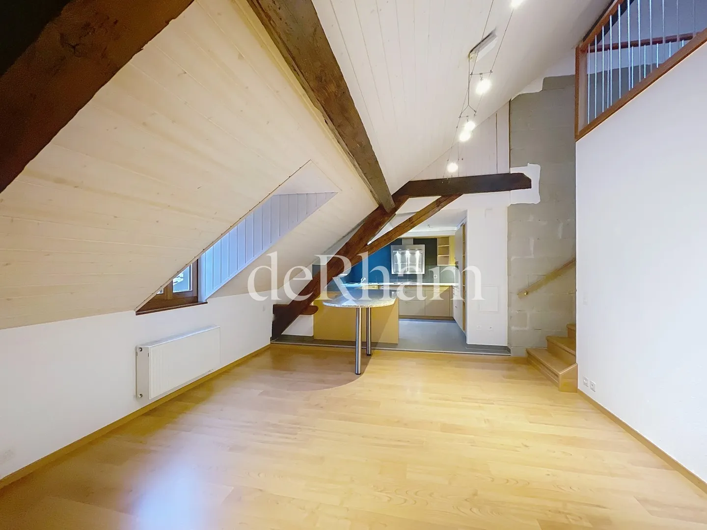 Charmante 4,5-Zimmer-Duplexwohnung mit Garten! - Foto 2 von 11