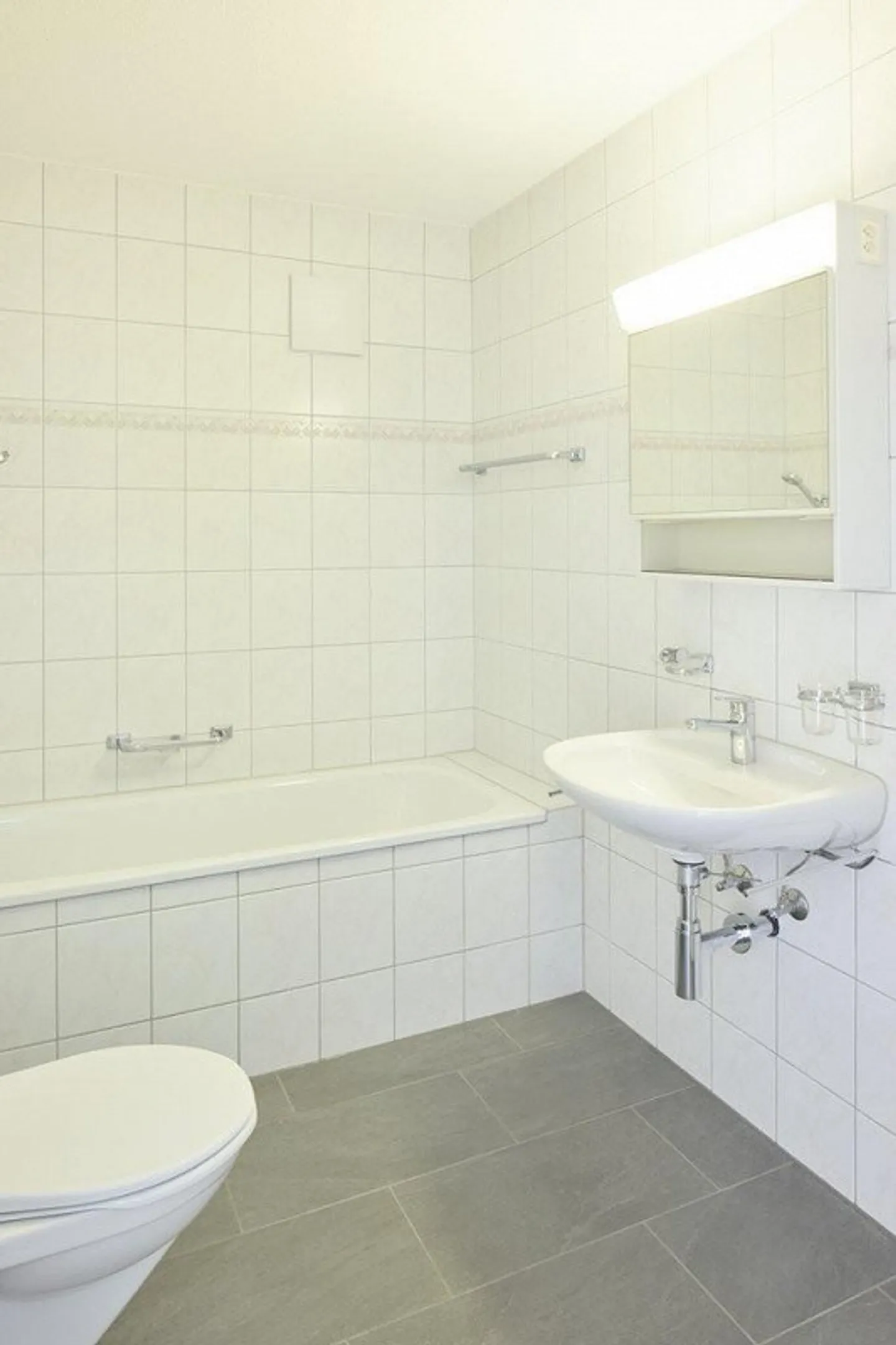 LOUER SANS CAUTION - nouvel appartement sous les combles rénové - Photo 3 sur 10