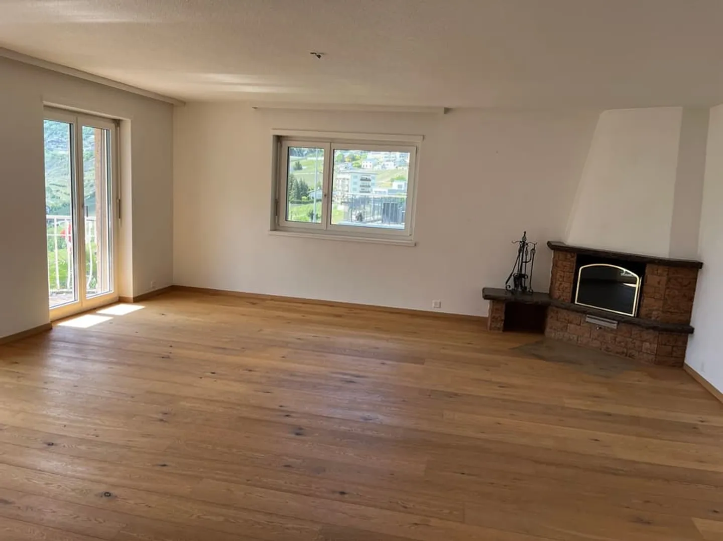 Villa con appartamento separato a Leuk-Stadt - Foto 10 di 13