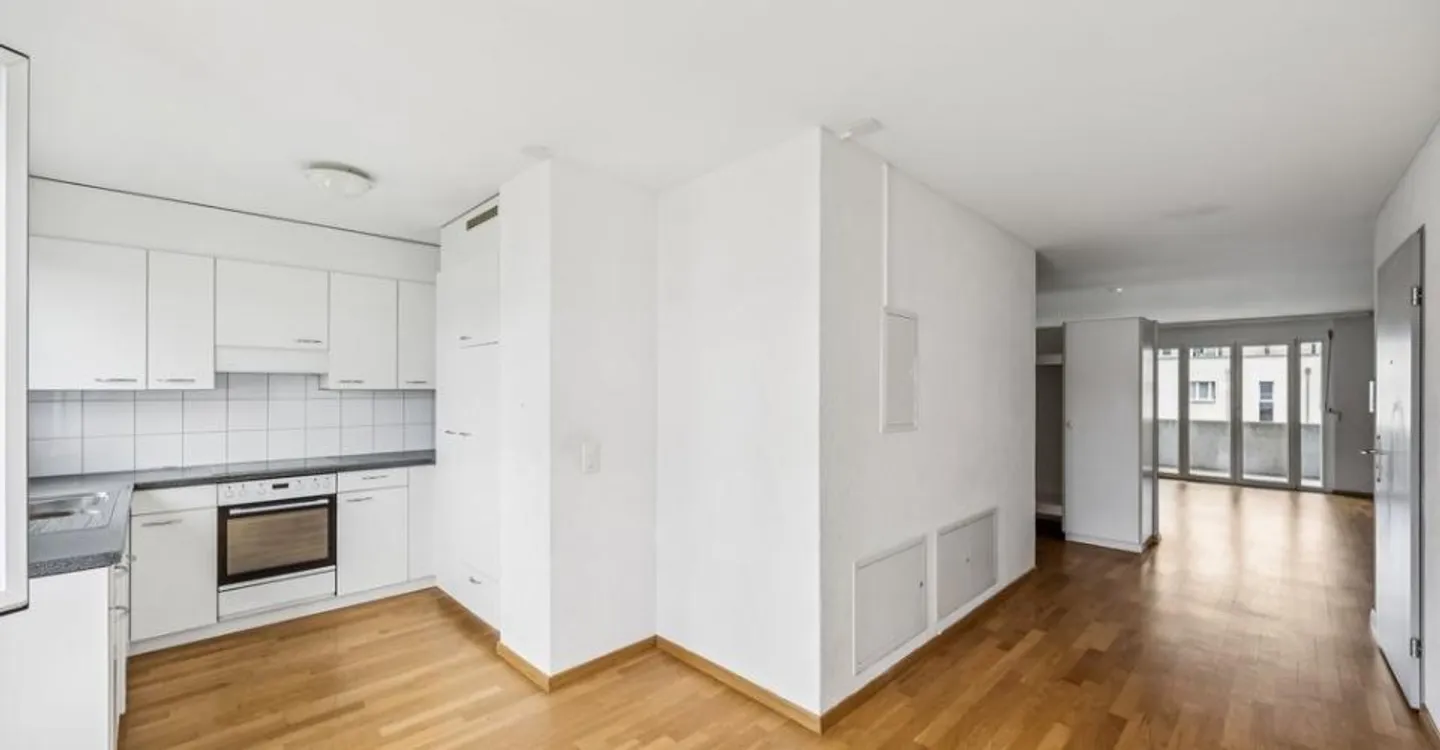Charming 4.5 room apartment in Wittenbach - Photo 3 of 10