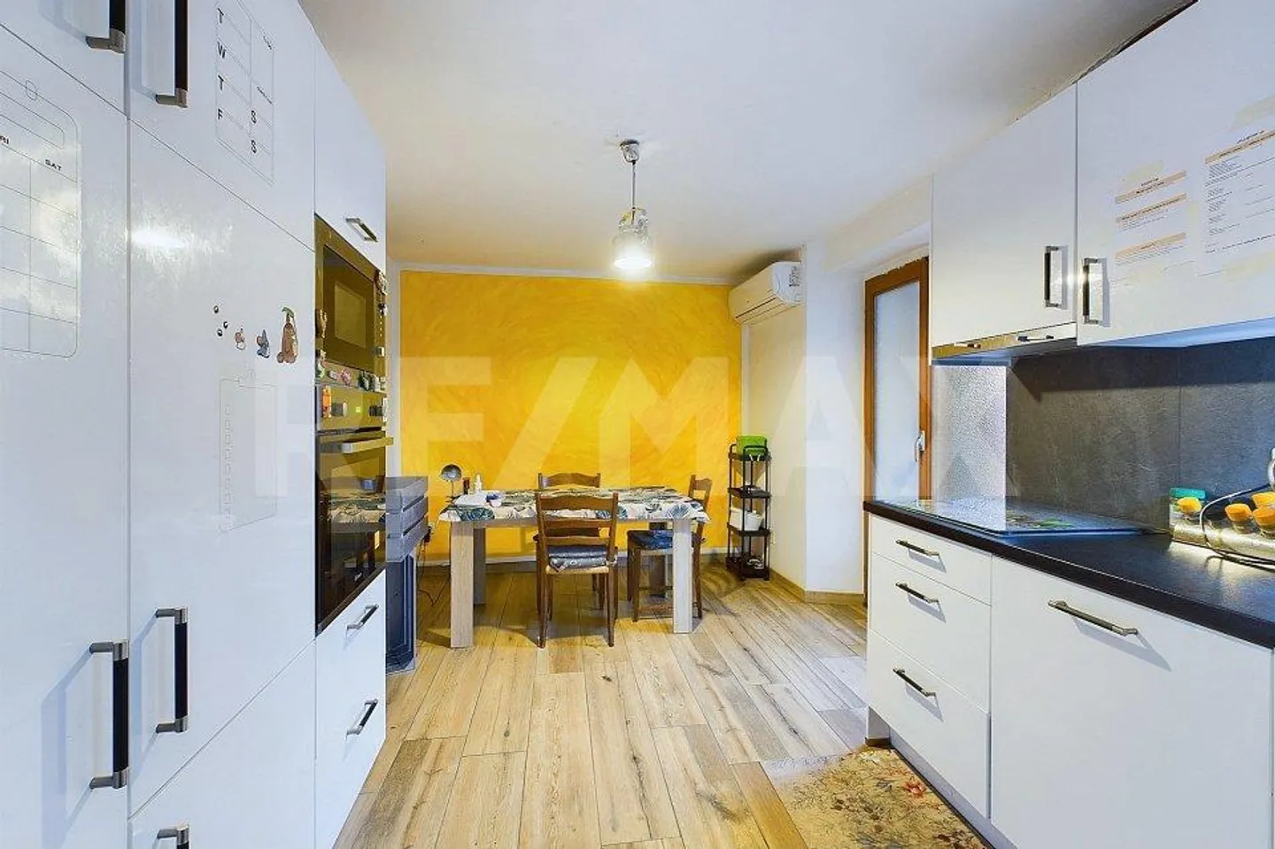 Bella casa di 4 stanze a Carasso con giardino nelle vicinanze - Foto 4 di 13