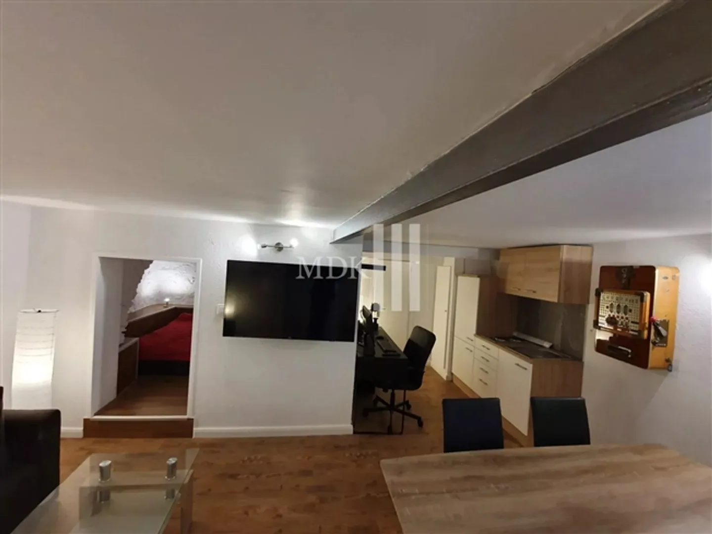 For rent in Saint-Gingolph a studio on the ground floor - Photo 5 of 6