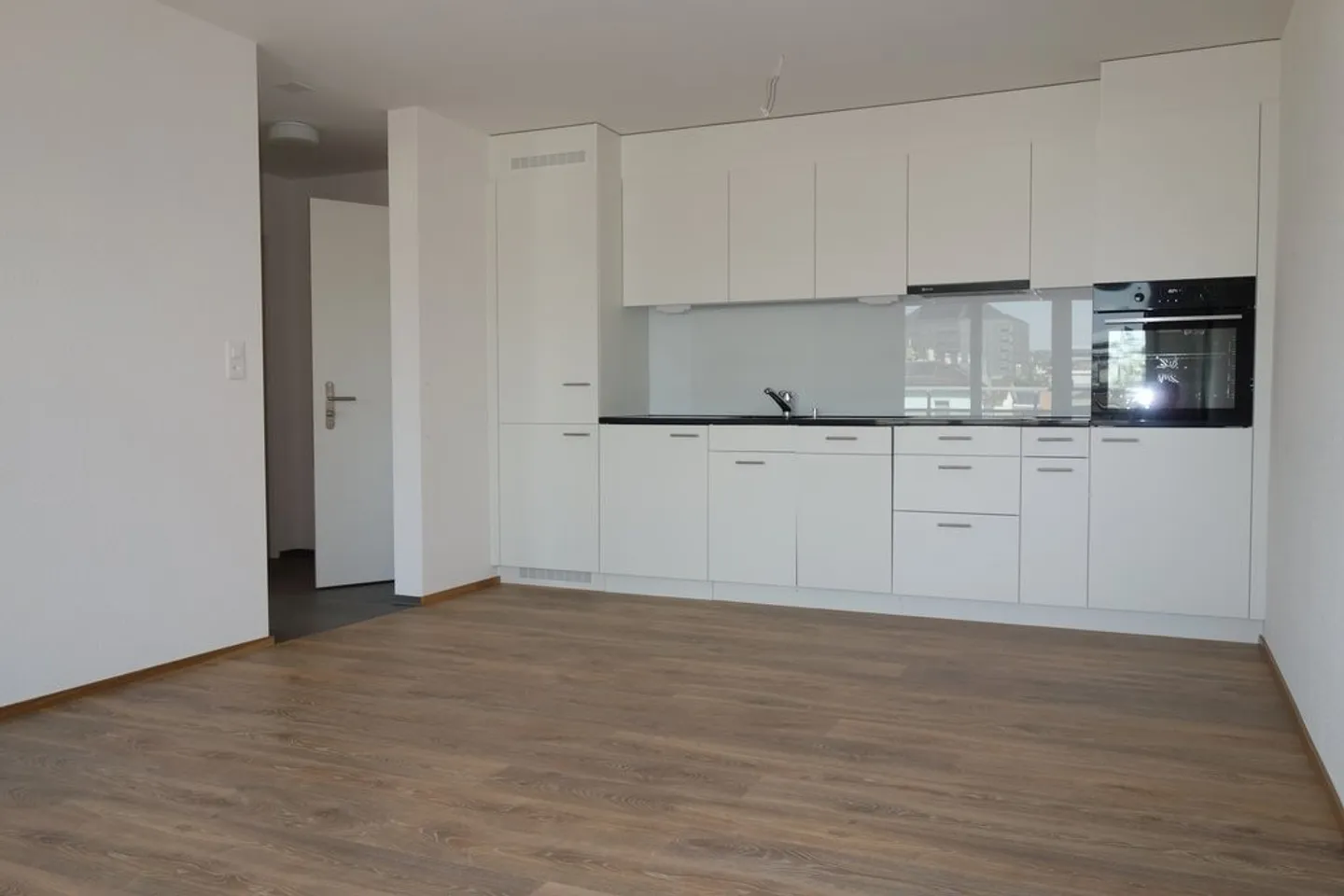 Modernes Apartment in Zürich - Foto 2 von 7