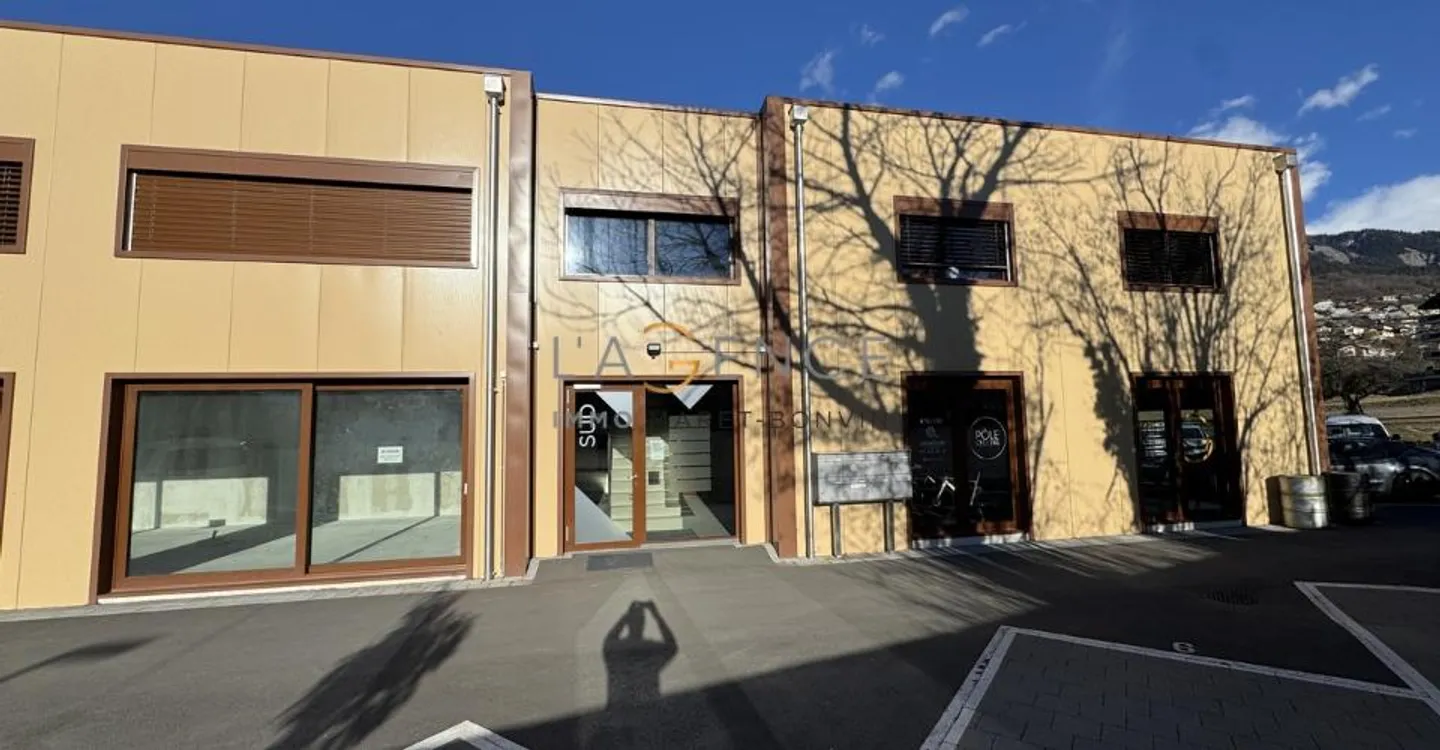Espace Commercial à Savièse - Photo 5 sur 8