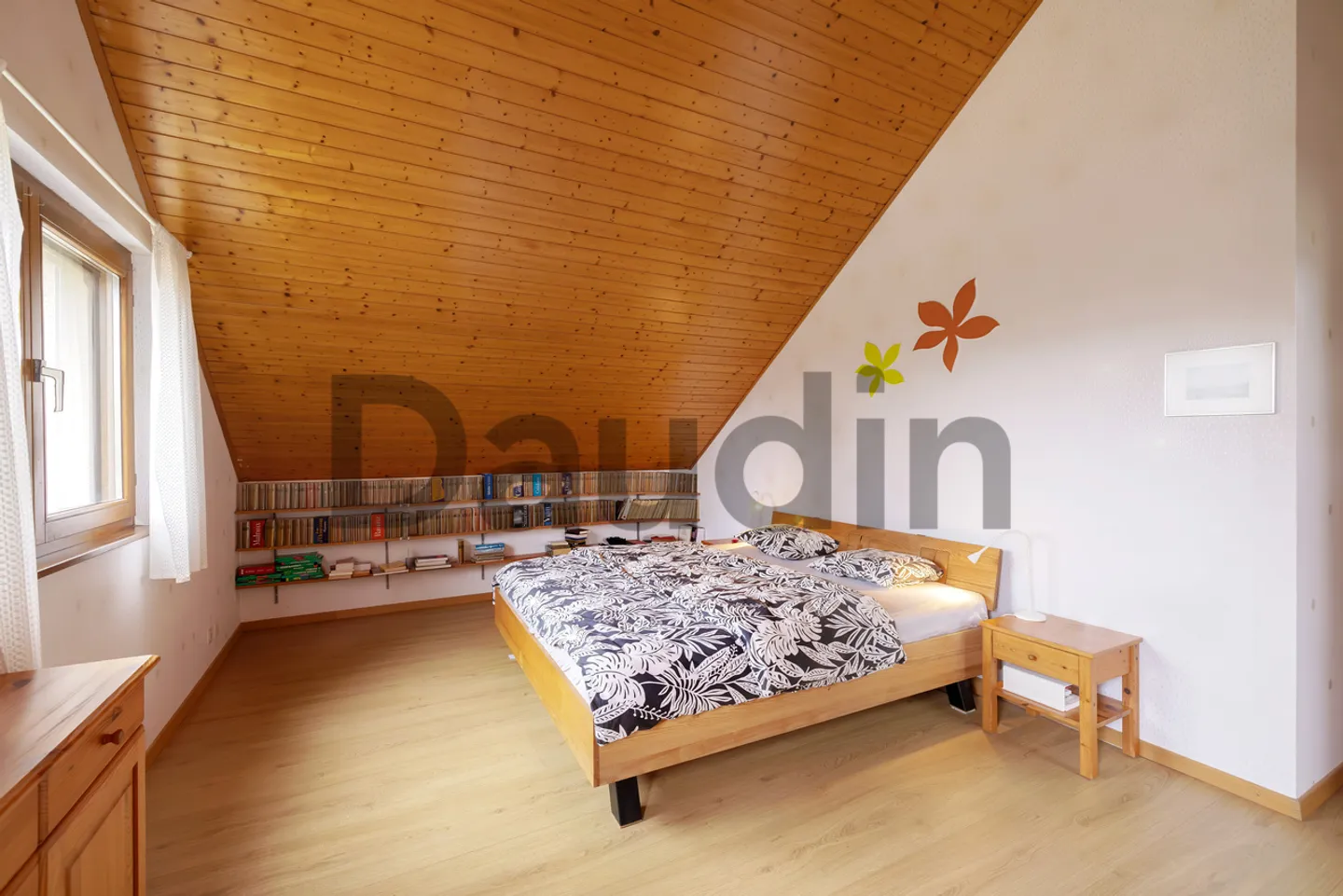 Single-family house with 9 rooms on the outskirts of Nyon - Photo 7 of 9