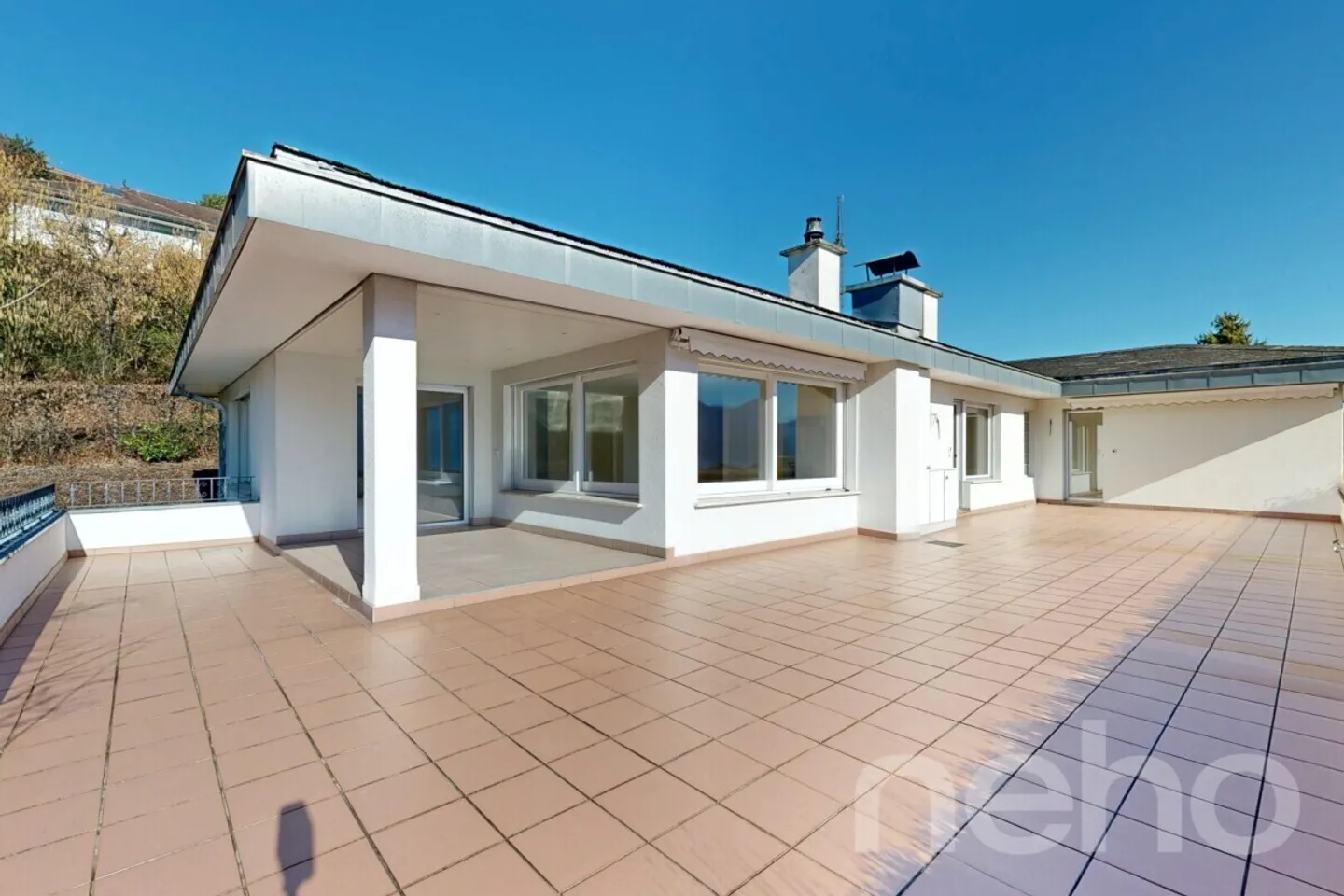 Appartement Élégant avec Atelier - Photo 5 sur 12