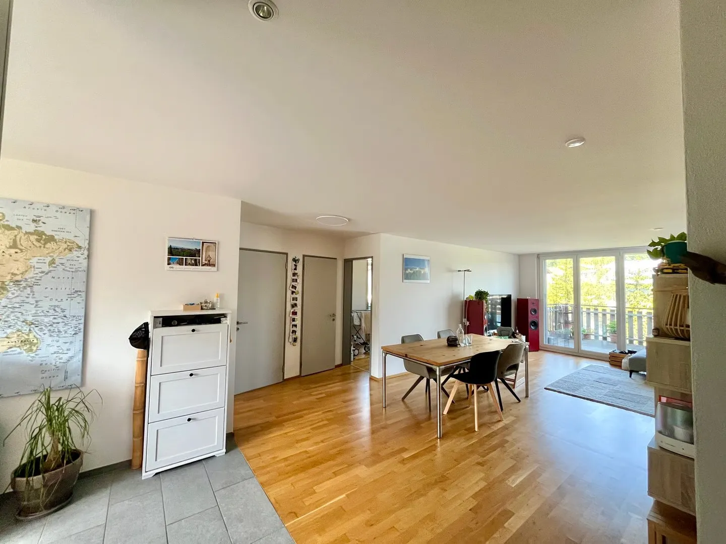 Bright 4-room apartment with balcony in a quiet location - Wiesendangen - Photo 5 of 15