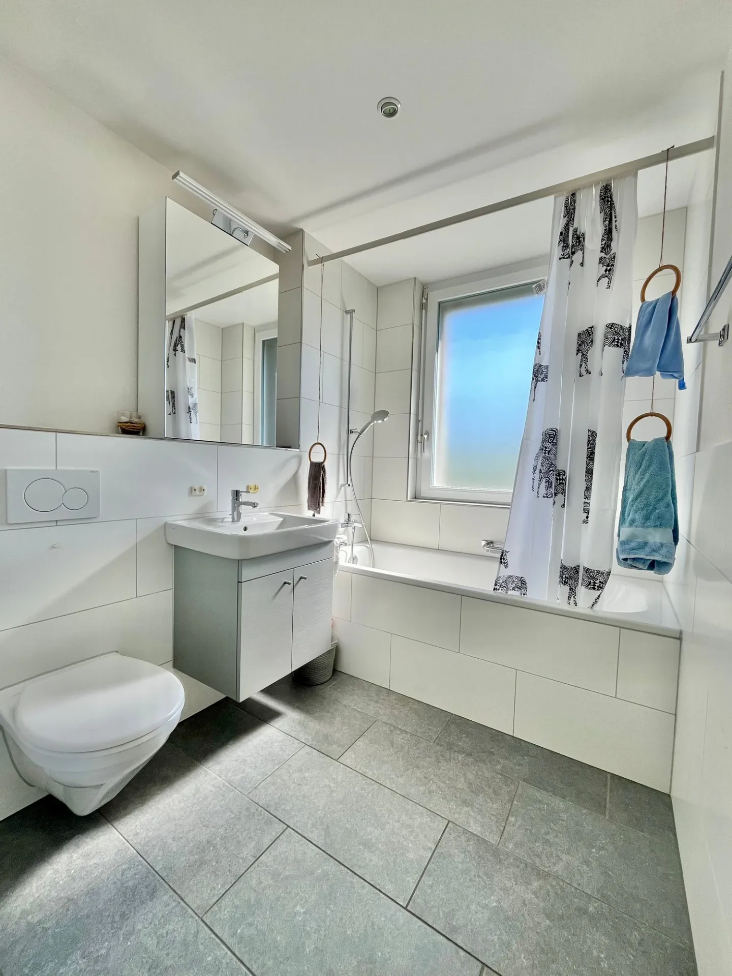 Bright 4-room apartment with balcony in a quiet location - Wiesendangen - Photo 12 of 15