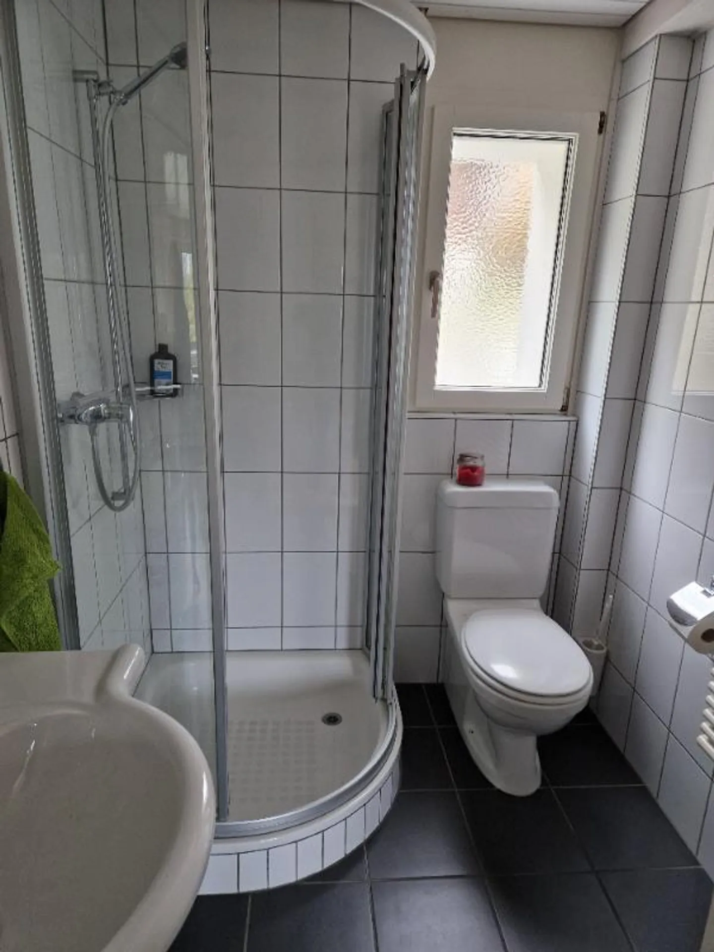 Oggetto abitativo arredato di 3,5 stanze - Foto 2 di 5