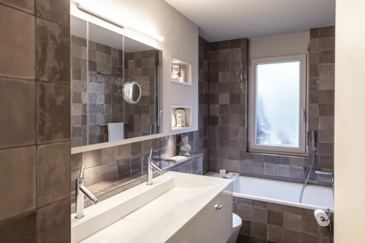 Spacious 5.5 Room Condominium with Parking Space - Photo 19 of 20