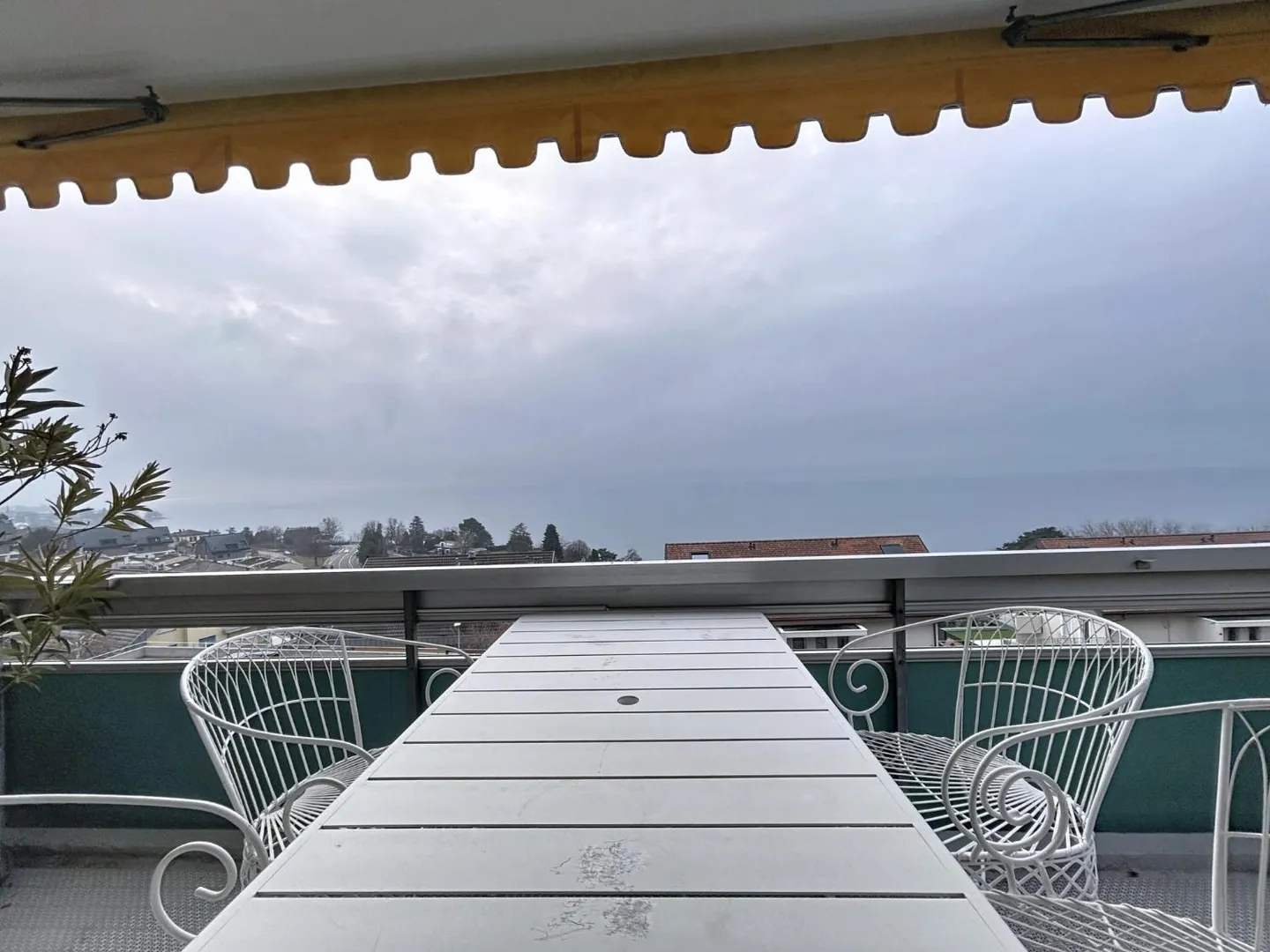 Magnifico appartamento a Corseaux | Vista panoramica - Foto 4 di 13
