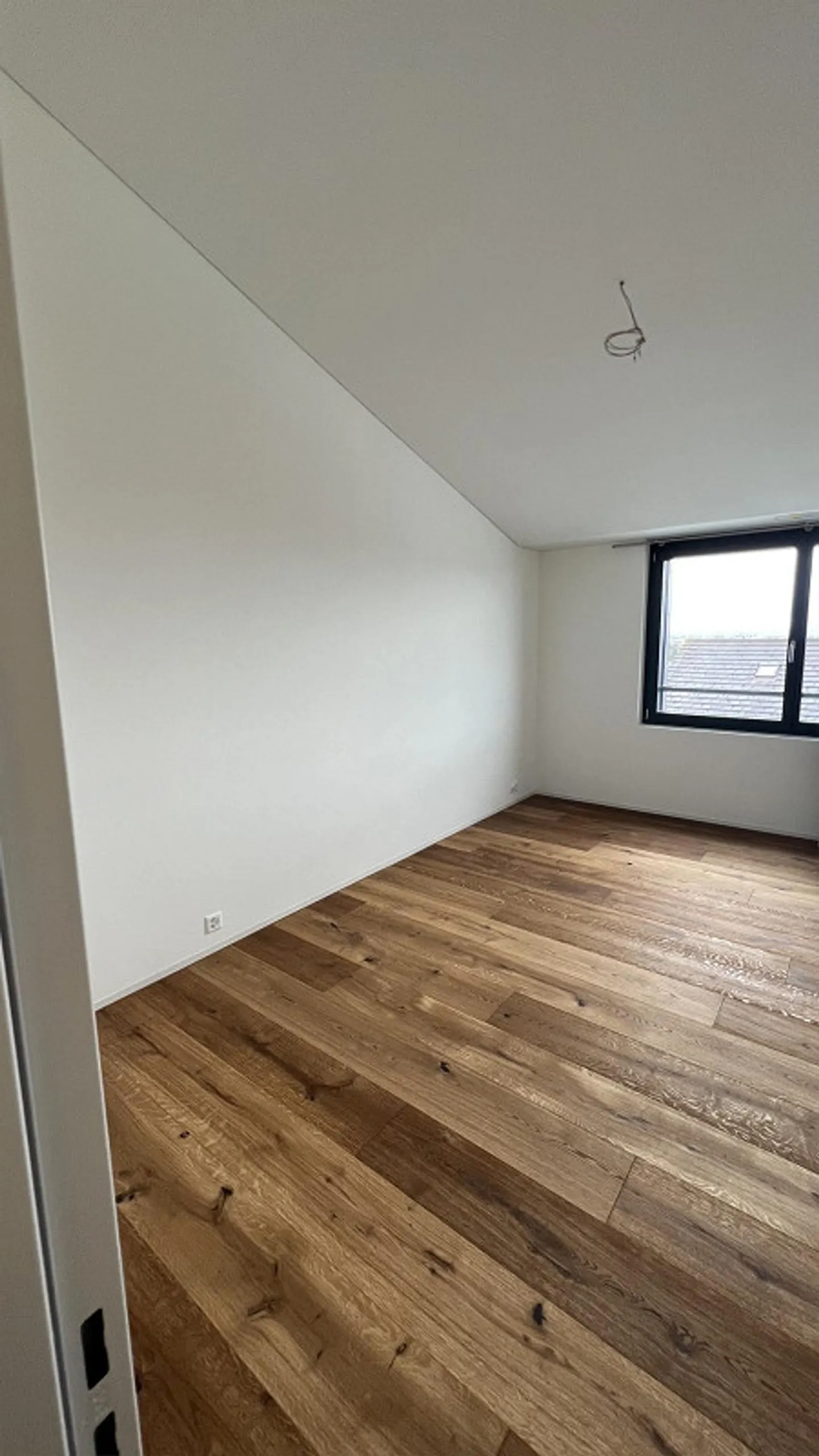 Moderne 3.5-Zimmer-Wohnung mit Seesicht - Foto 11 von 16