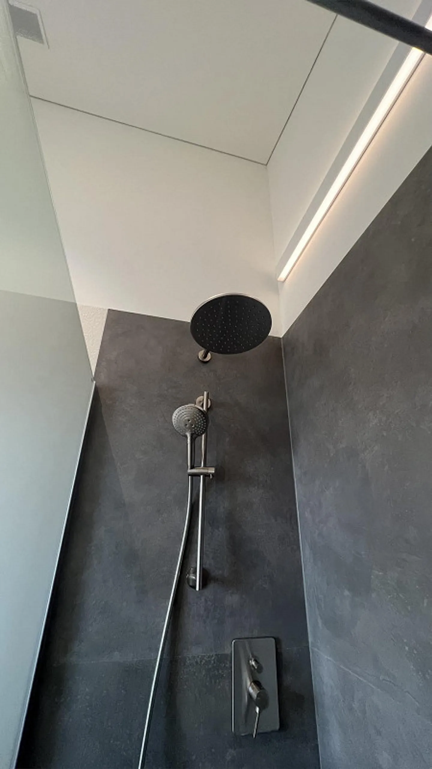 Moderne 3.5-Zimmer-Wohnung mit Seesicht - Foto 14 von 16